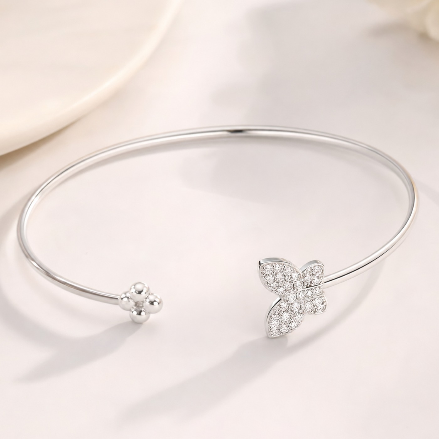 Bracelete Borboleta Prata - Defrané